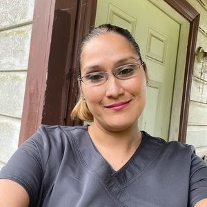 Meet your Posher, Priscilla